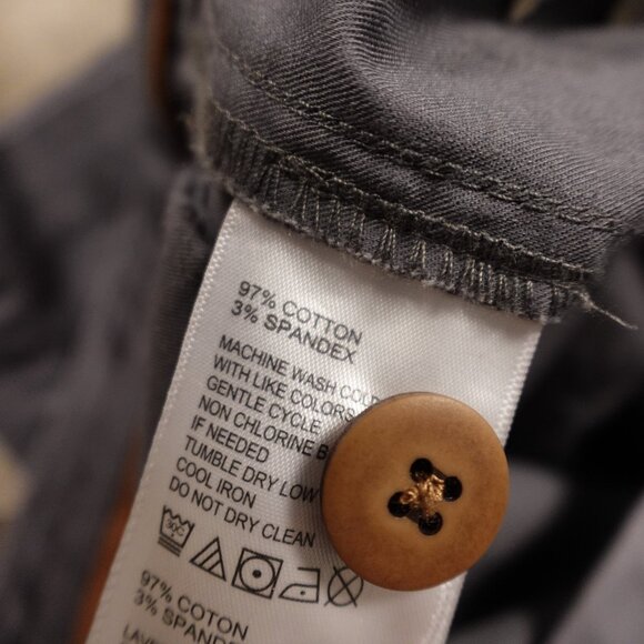 Tommy Bahama Chino Shorts men's 36 gray 10.5" inseam golf vacation beach lounge - Picture 3 of 9